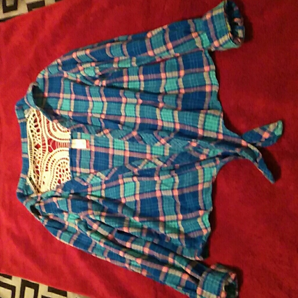 Multi color 3/4 sleeve cute cover top..cowgirl